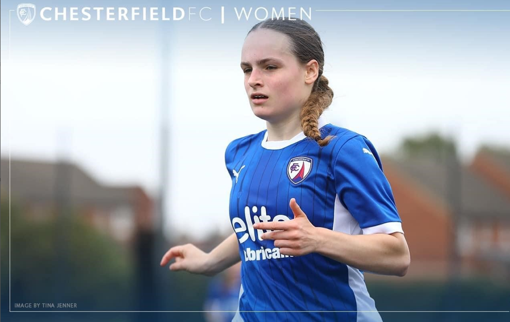 Shackletons sponsoring Rebecca Lilleyman of Chesterfield Women FC
